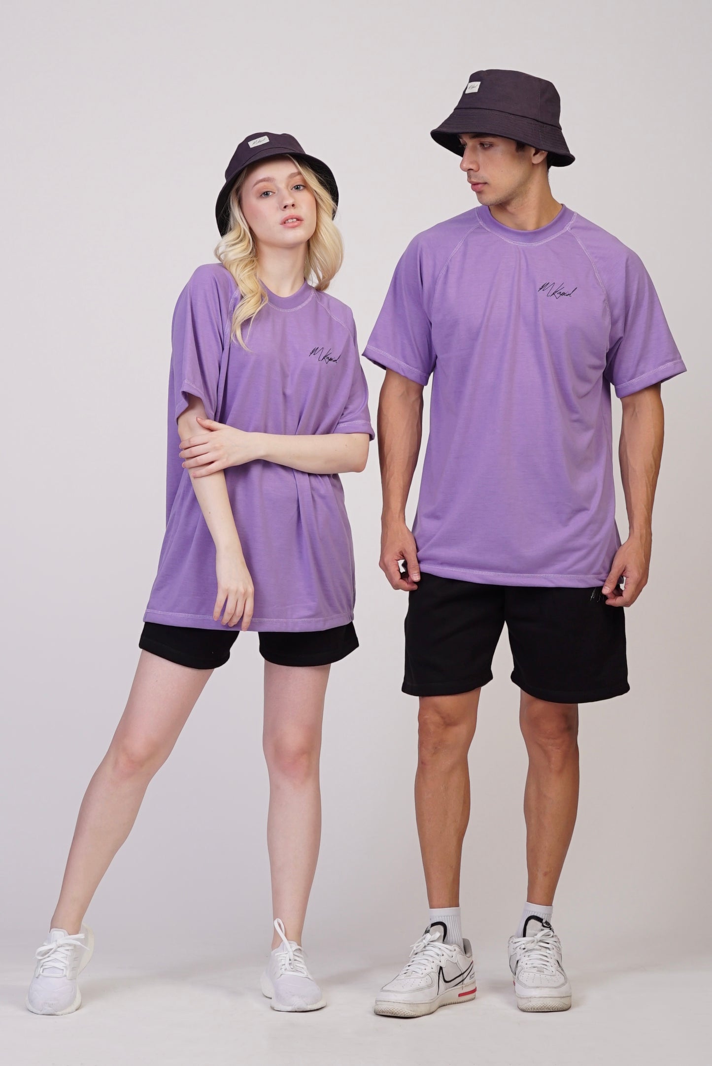 REVERSIBLE BUCKET HAT