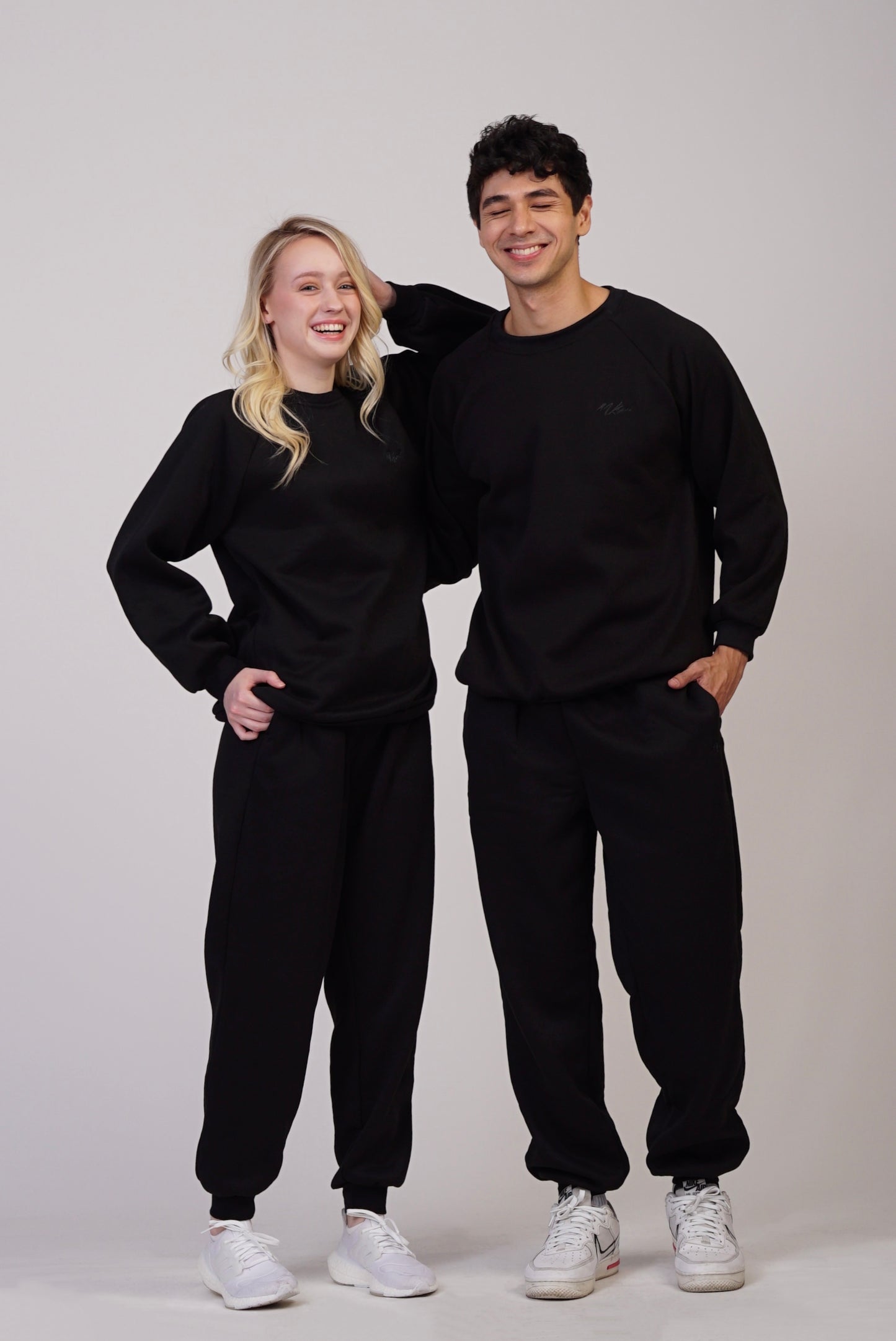 ADULT'S SWEATSHIRT & SWEATPANTS (PAIR)