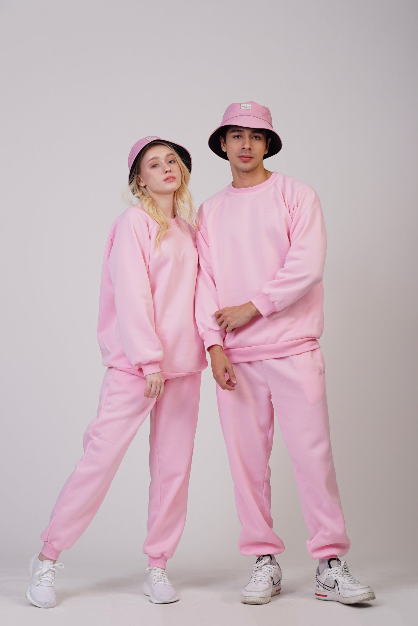 ADULT'S SWEATSHIRT & SWEATPANTS (PAIR)