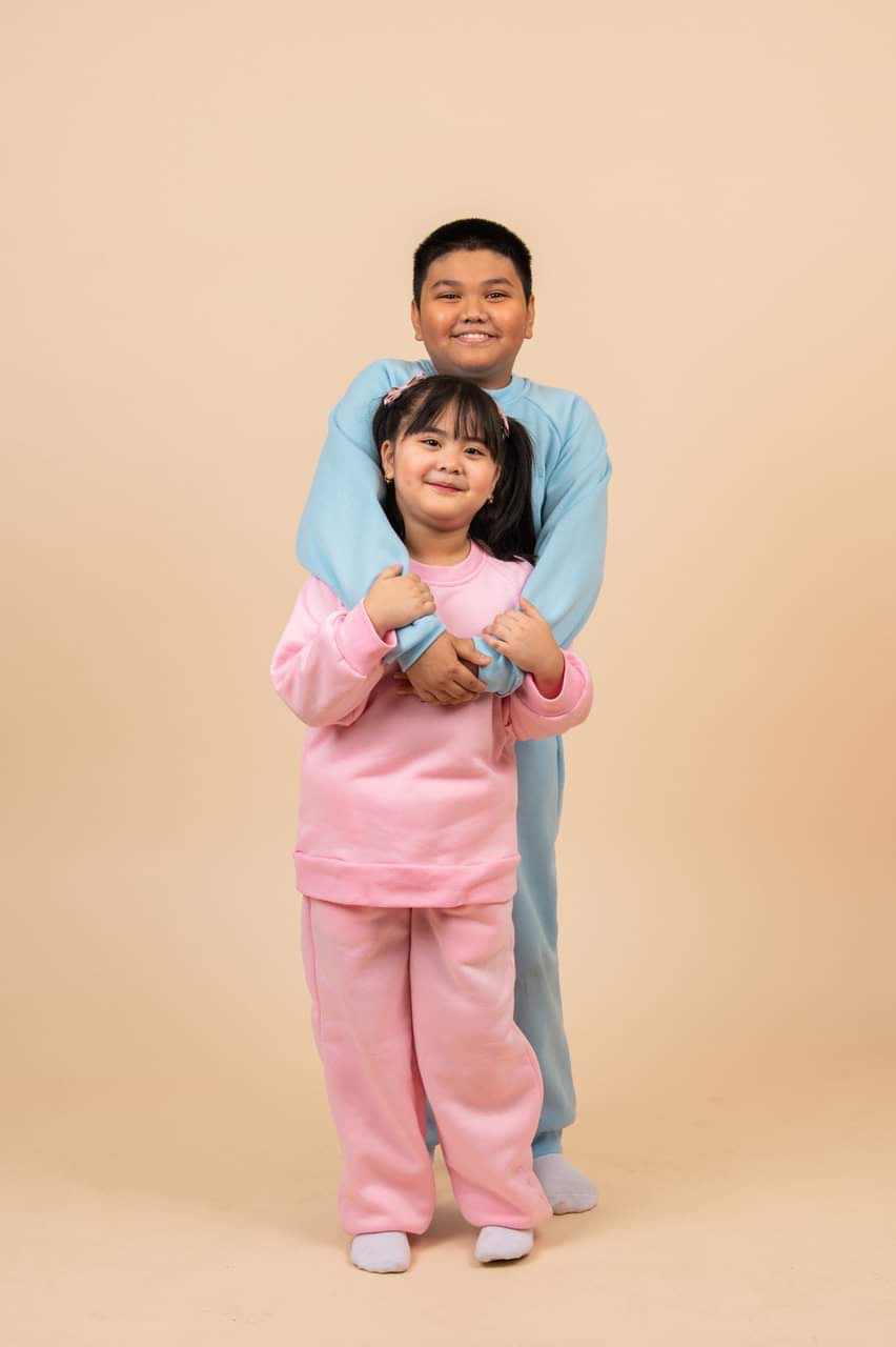 KID SWEATSHIRT & SWEATPANTS (PAIR)