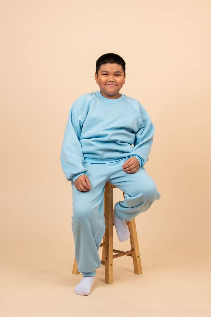 KID SWEATSHIRT & SWEATPANTS (PAIR)